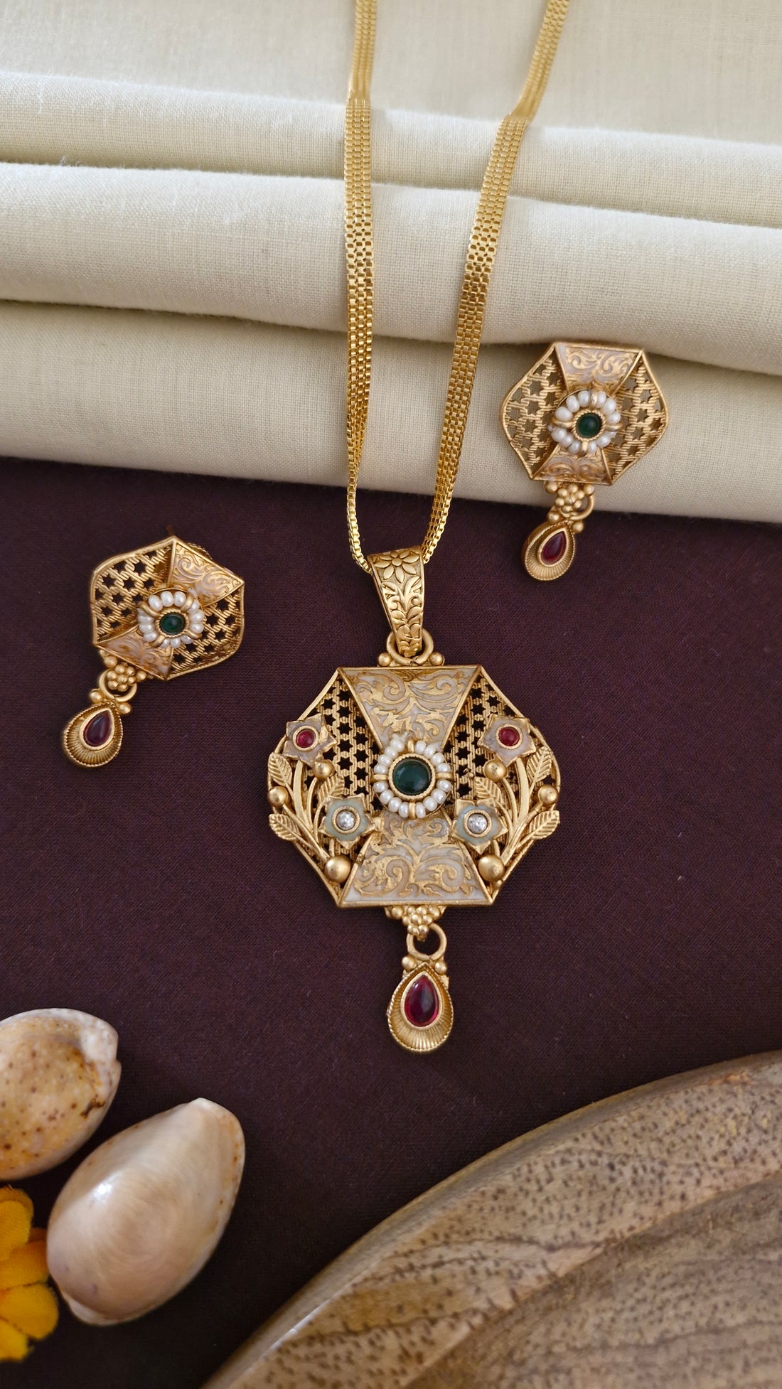 Gold Moti And Diamond Work Pendant Set For Women