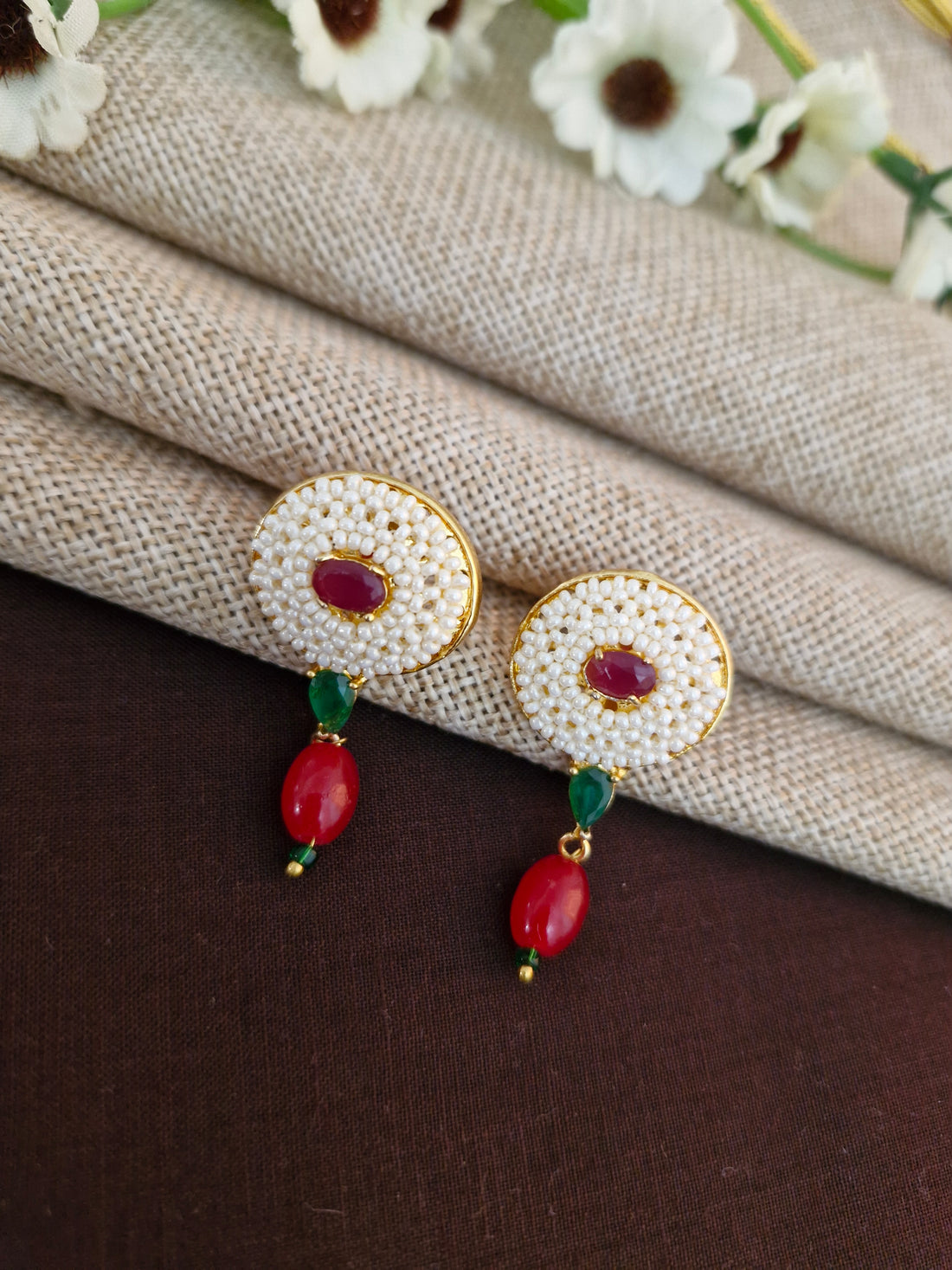 Traditional Pearl Disc Collar Necklace Set with Ruby & Emerald Accents