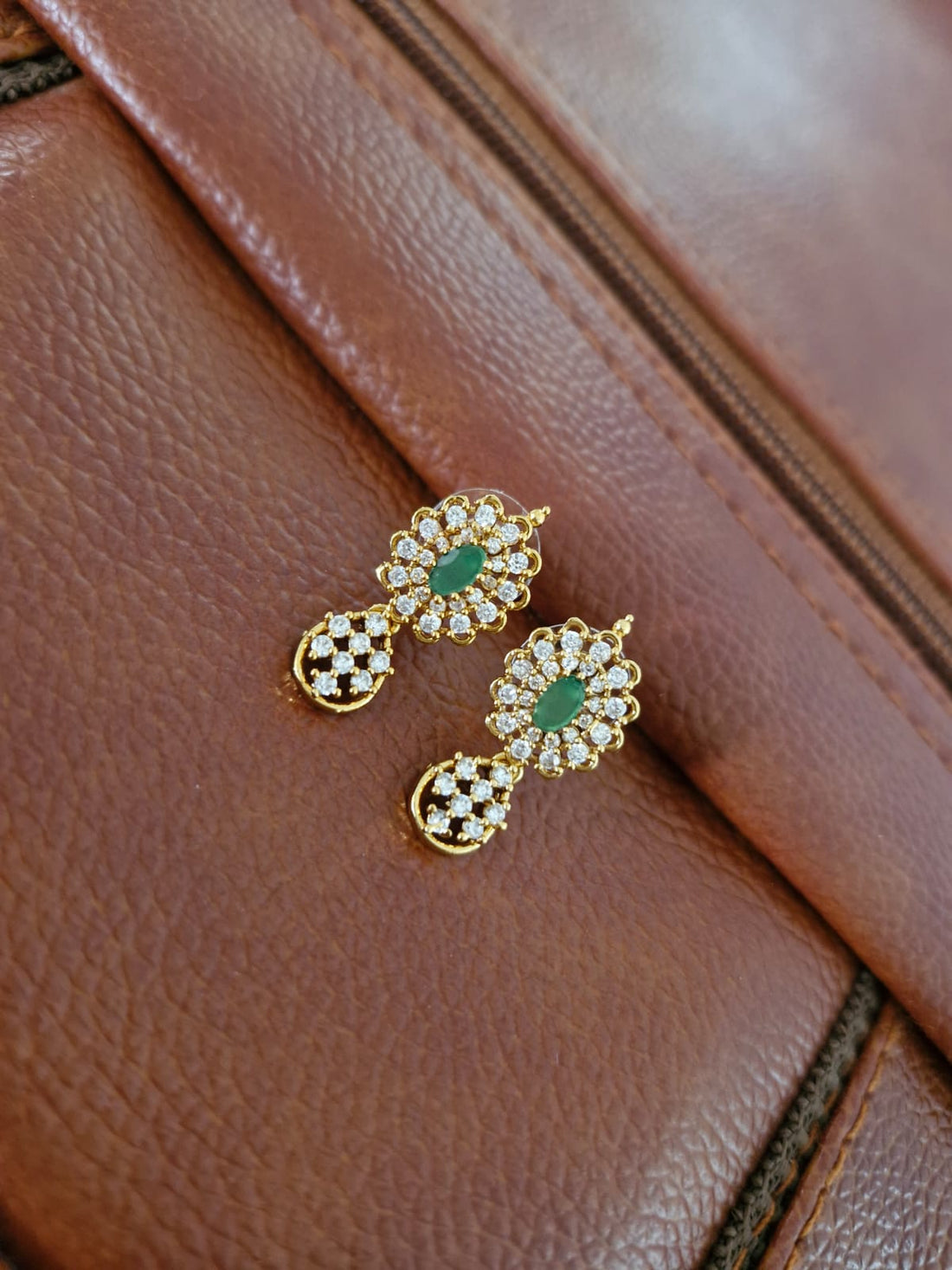 Gold-Tone Floral & Teardrop American Diamond Necklace Set