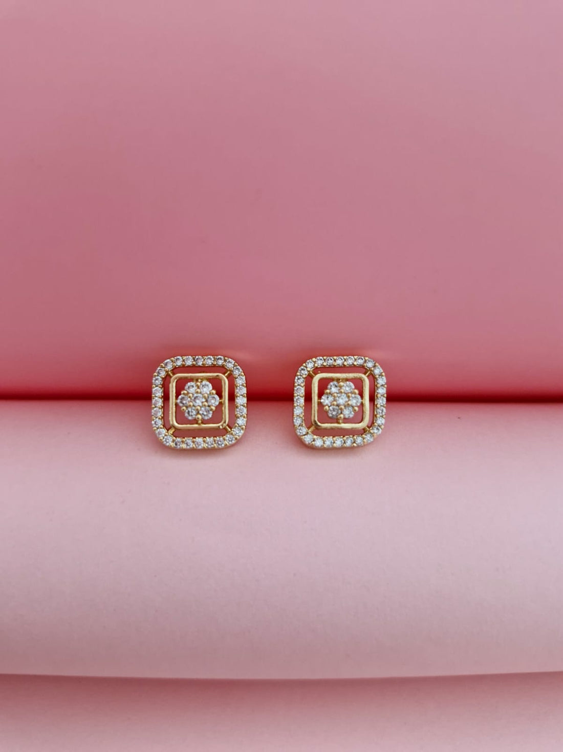 18K Gold-Plated Square Floral Halo Cubic Zirconia Pendant & Stud Earrings Set for Women